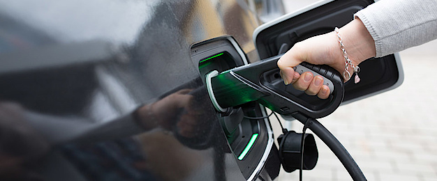Elektro­mobilität bei EAA Elektro Anlagenbau Amberg in Amberg